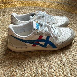 Onitsuka Tiger by ASICS sneaker, size 40.5